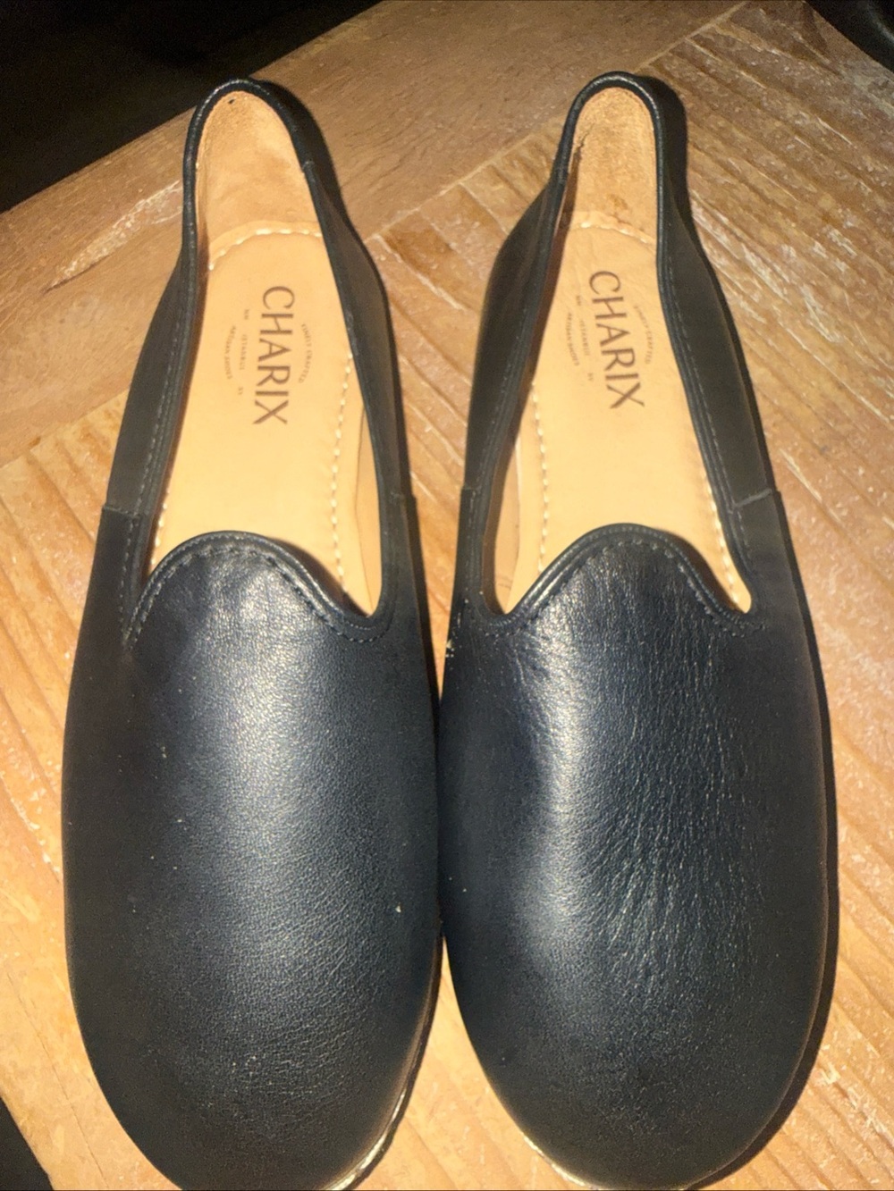 Charix Black Slip-On Leather Flats Women Comfort Travel Classic US 7.5-8 EU 38